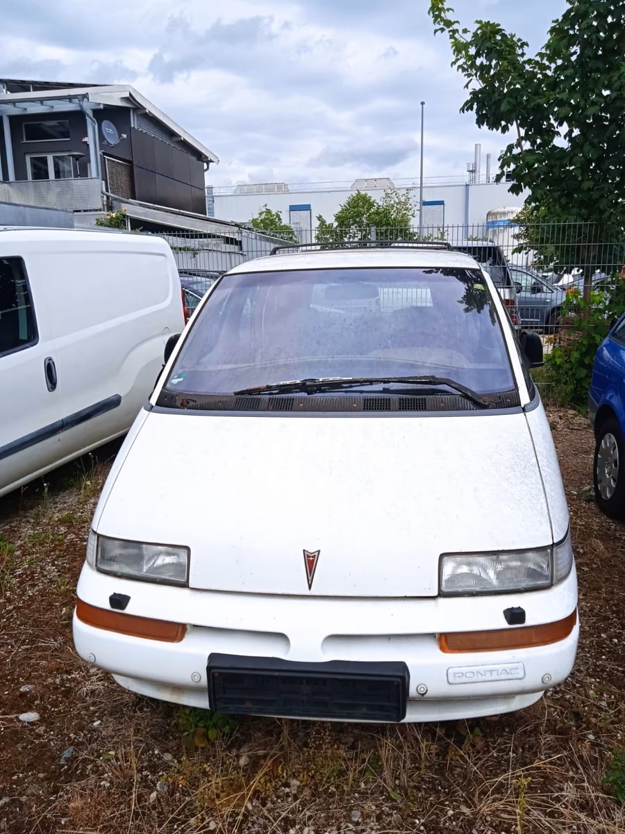 Pontiac Trans Sport